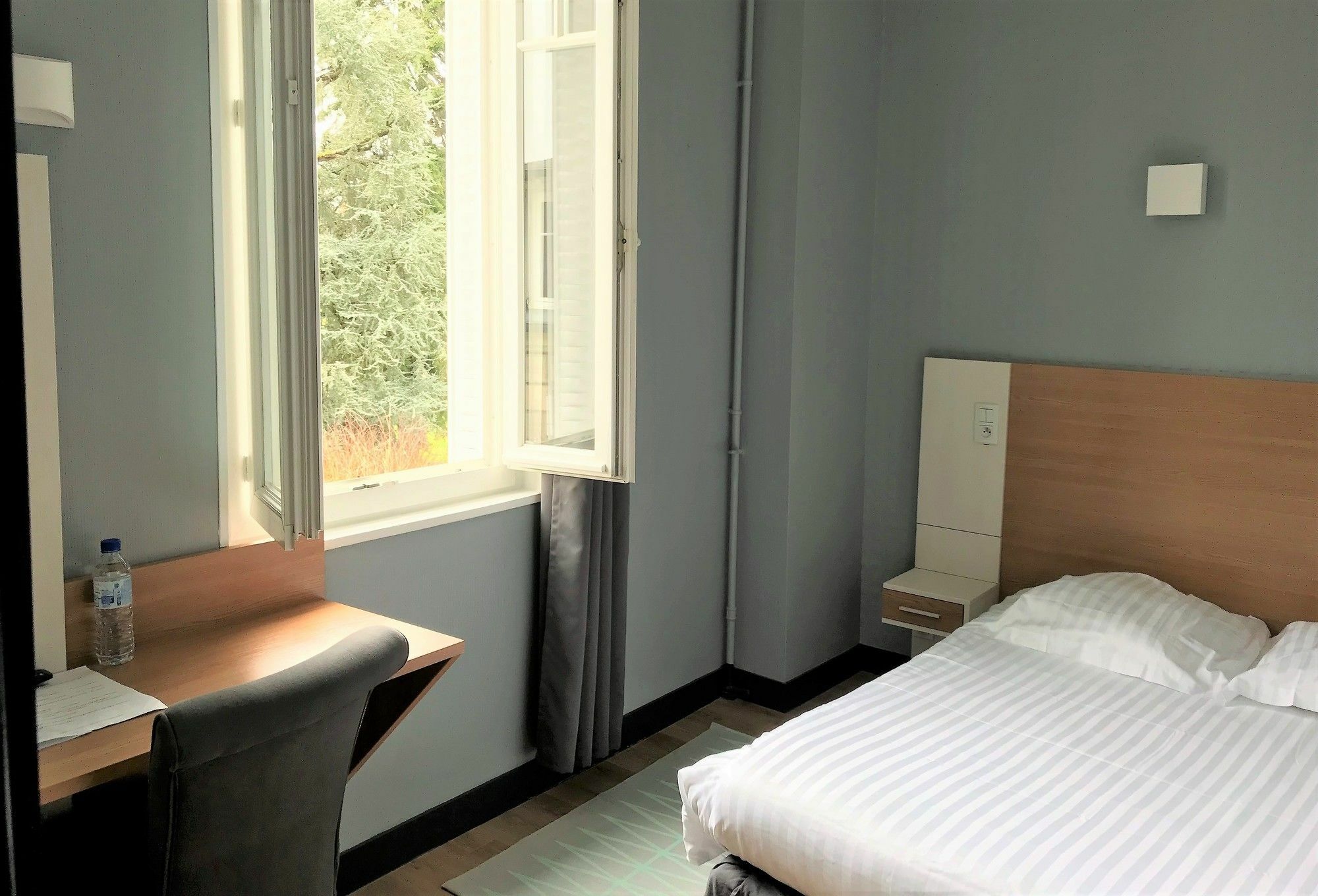 Citotel Hotel Le Chapon Fin Brive-la-Gaillarde Extérieur photo